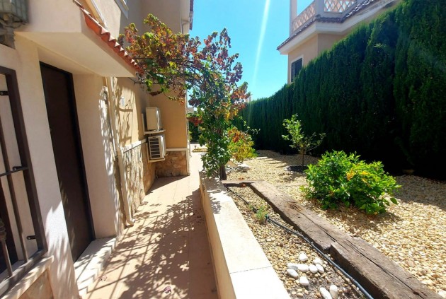 Segunda mano - Chalet -
Ciudad Quesada - Costa Blanca