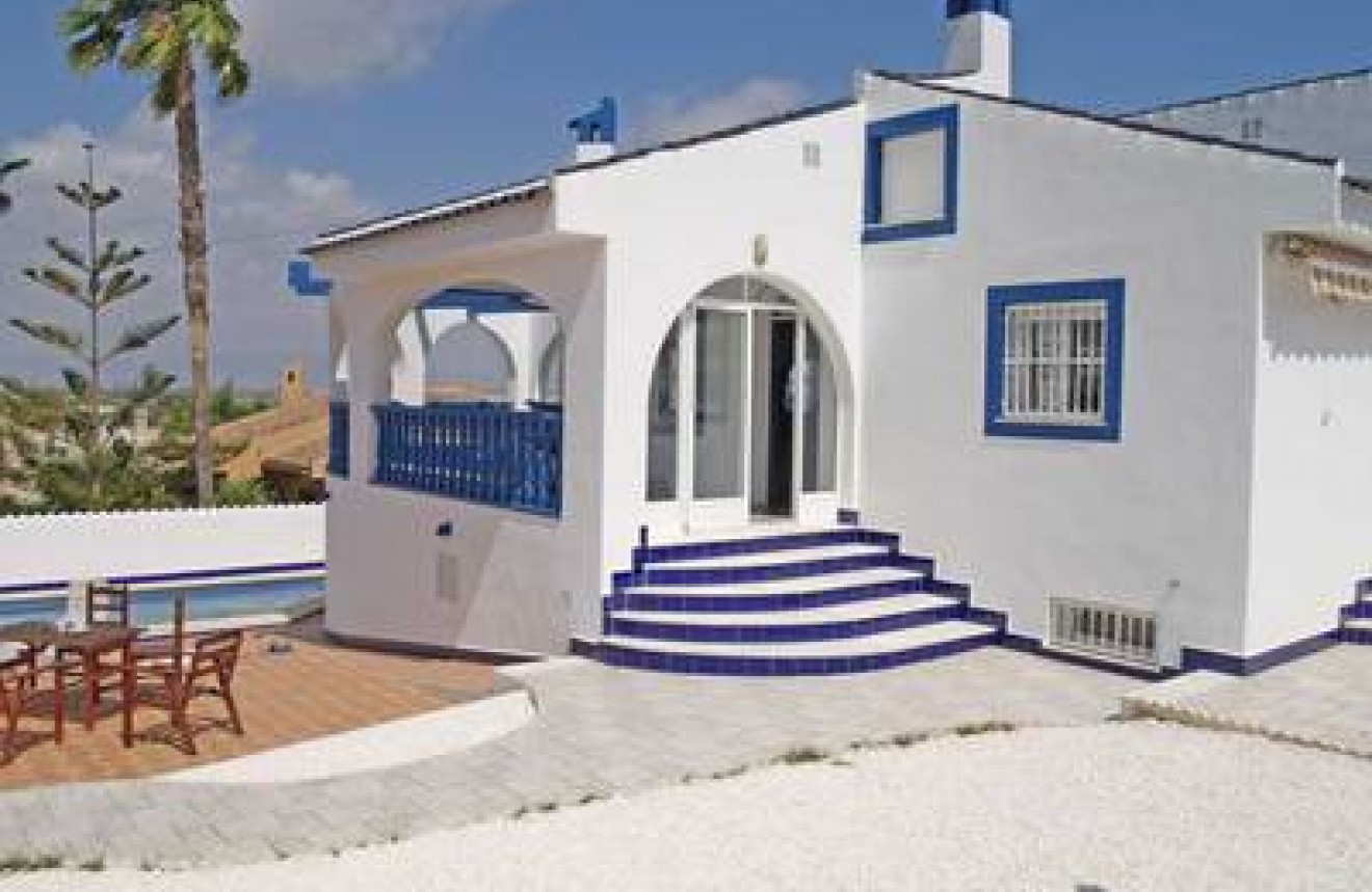 Segunda mano - Chalet -
Ciudad Quesada - Costa Blanca