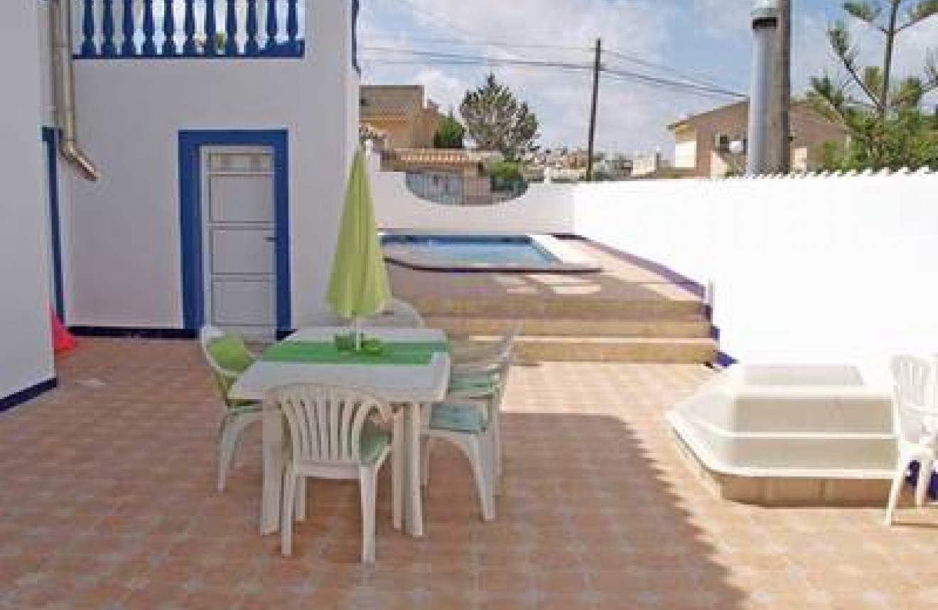 Segunda mano - Chalet -
Ciudad Quesada - Costa Blanca