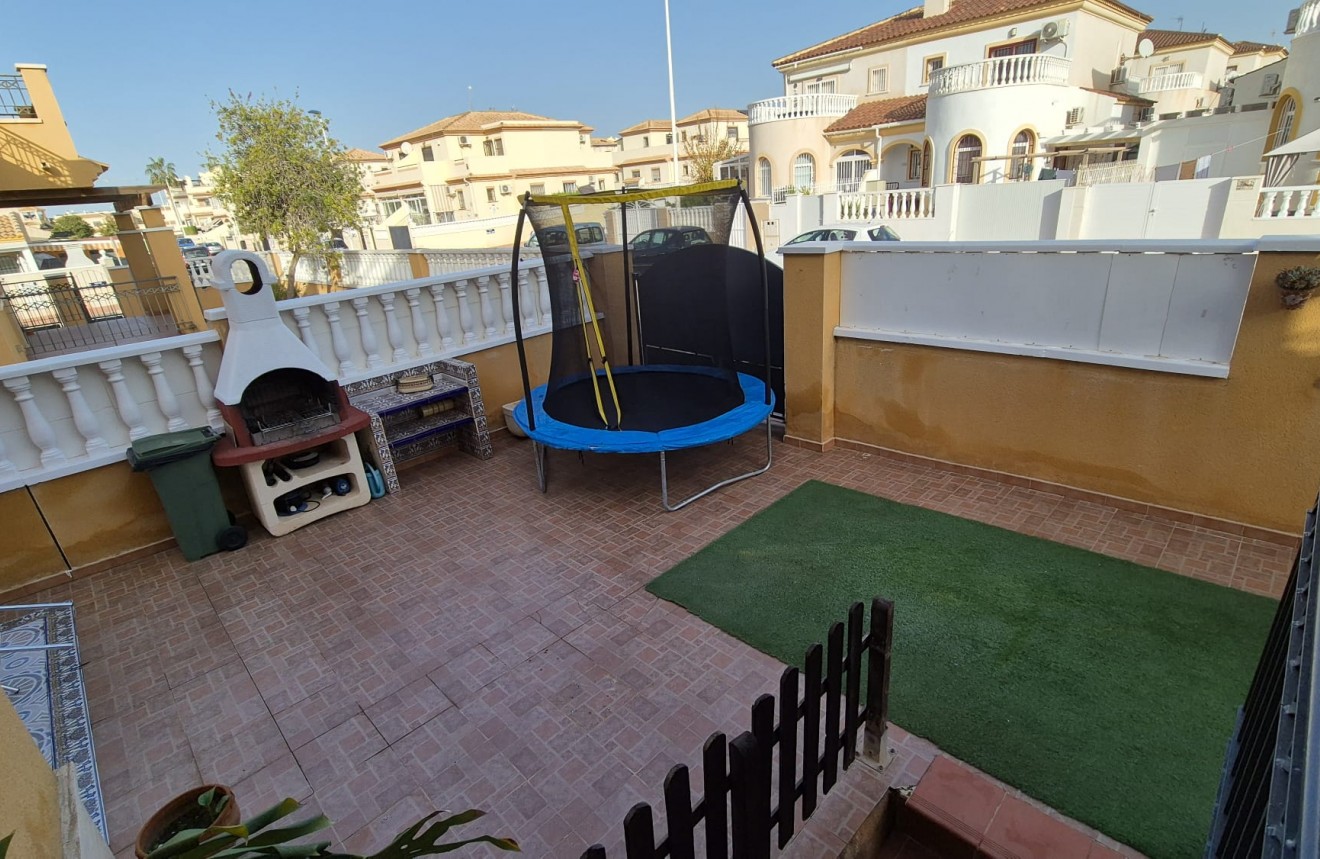 Aus zweiter Hand - Chalet -
Torrevieja - Costa Blanca