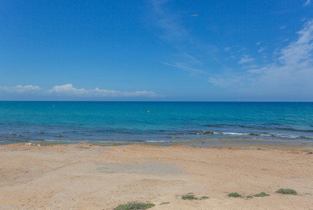 Z drugiej ręki - Mieszkanie w bloku -
Torrevieja - Costa Blanca