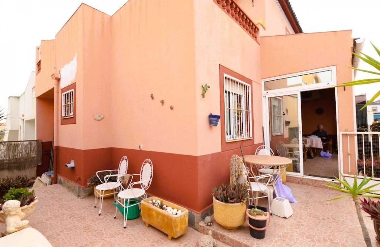 Tweedehands - Chalet -
Torrevieja - Costa Blanca