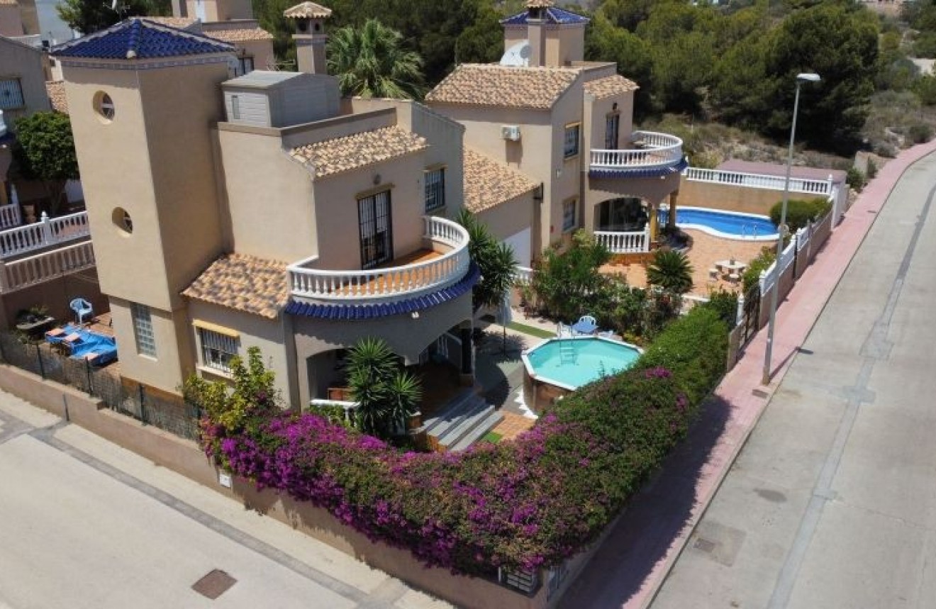 Tweedehands - Chalet -
Orihuela Costa - Costa Blanca