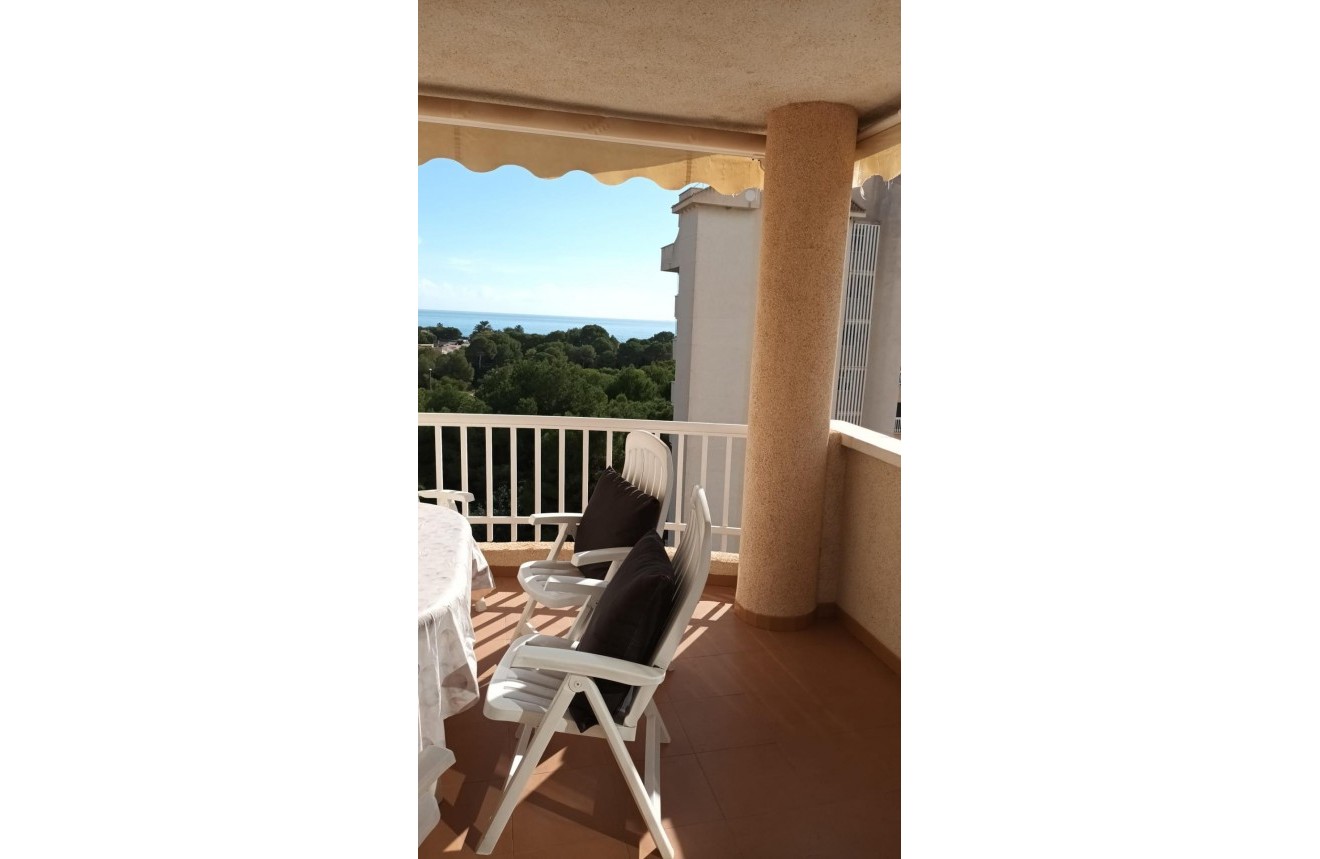 Resale - Apartment / flat -
Orihuela Costa - Campoamor