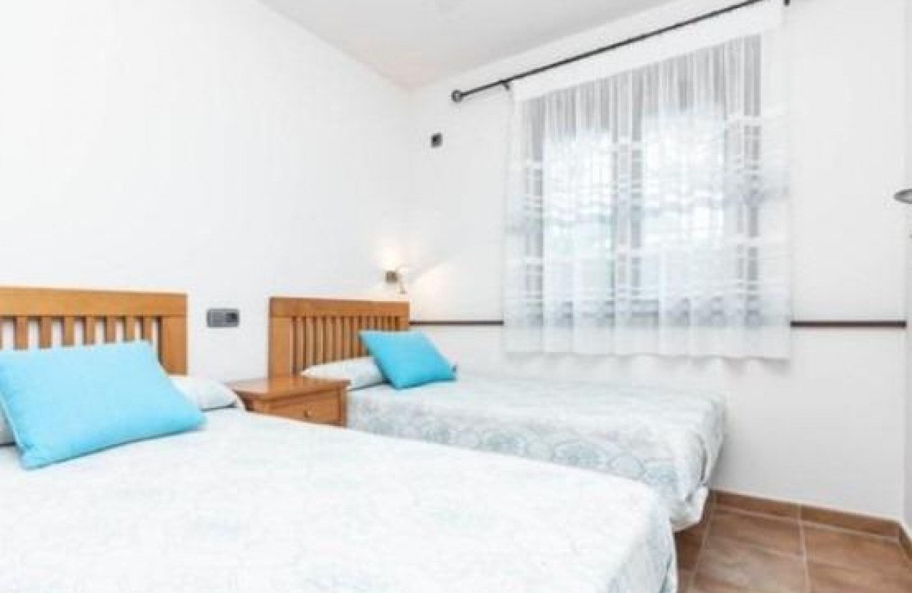 D'occasion - Chalet -
Orihuela Costa - Punta Prima