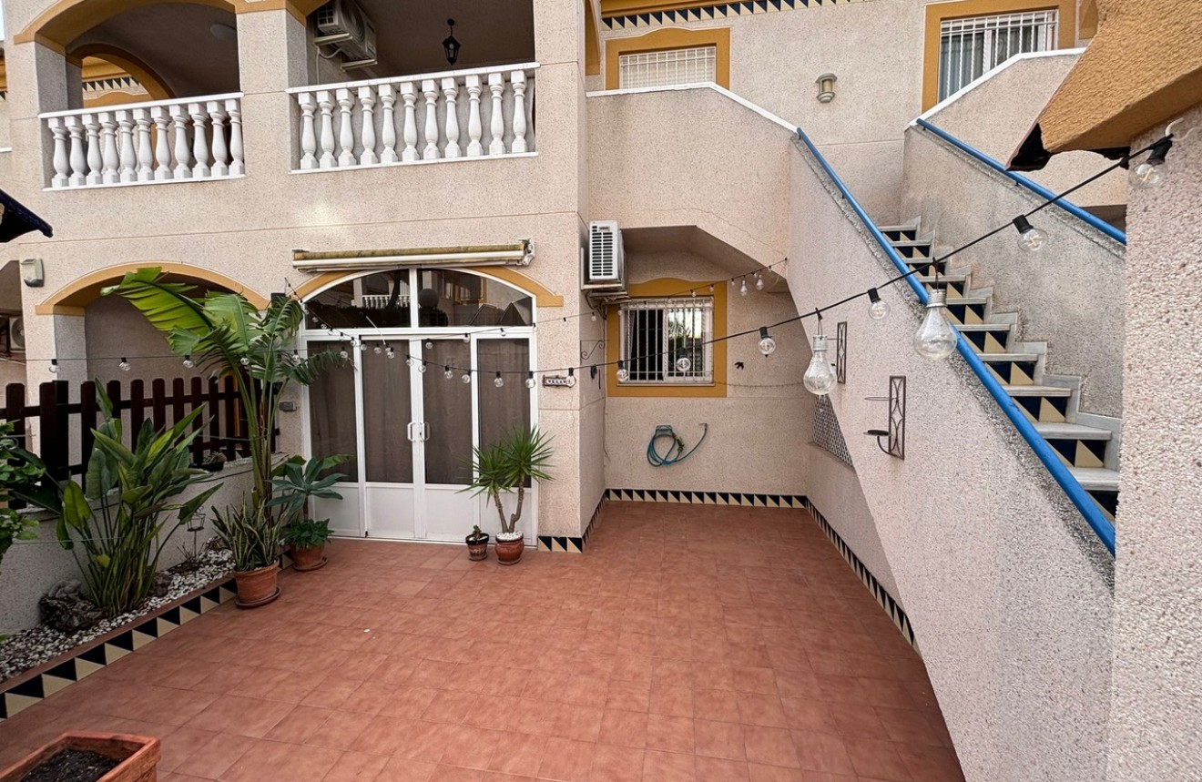 Tweedehands - Appartement / flat -
Guardamar del Segura - Costa Blanca