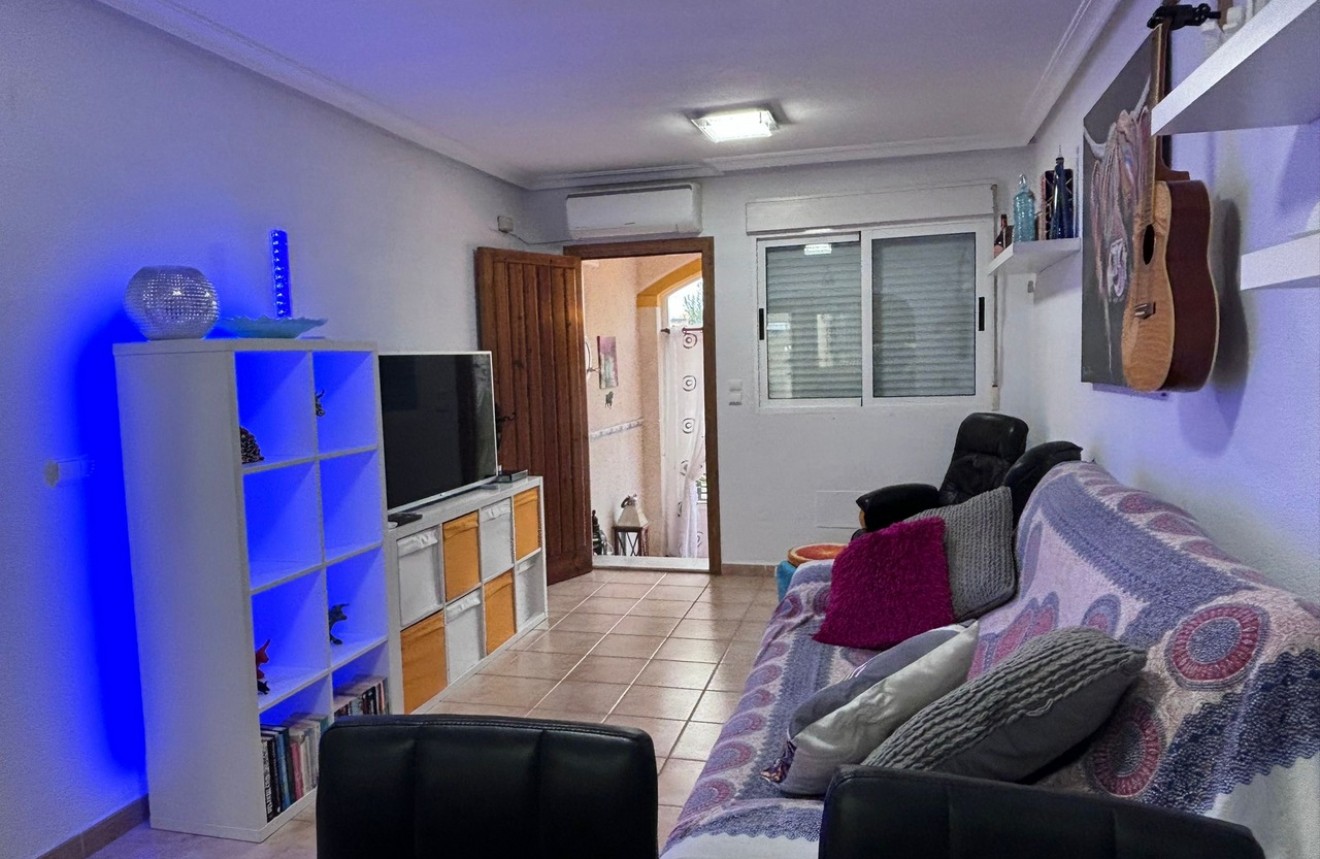 Tweedehands - Appartement / flat -
Guardamar del Segura - Costa Blanca