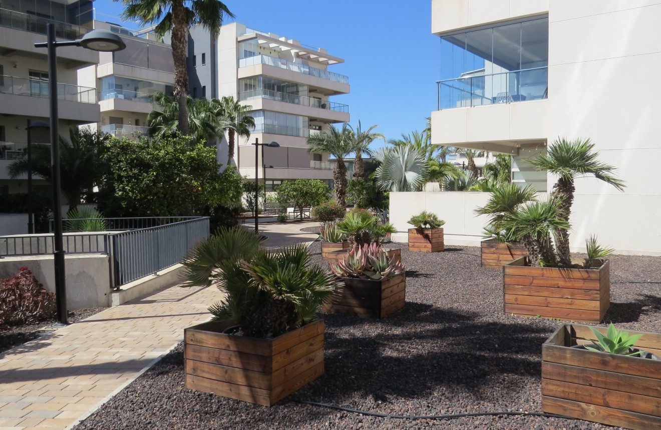 Aus zweiter Hand - Wohnung -
Orihuela Costa - Costa Blanca