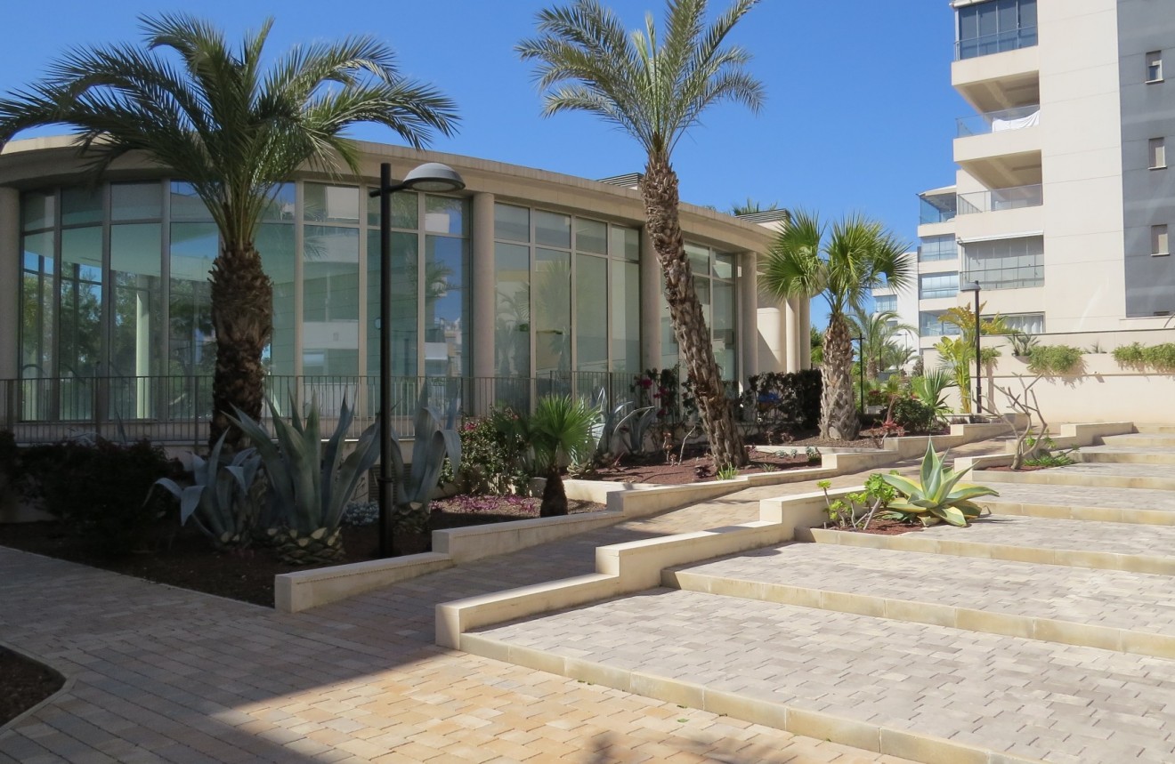 Aus zweiter Hand - Wohnung -
Orihuela Costa - Costa Blanca