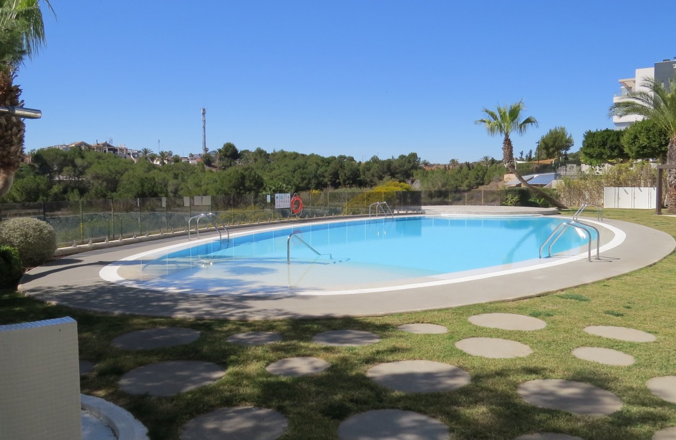 Aus zweiter Hand - Wohnung -
Orihuela Costa - Costa Blanca