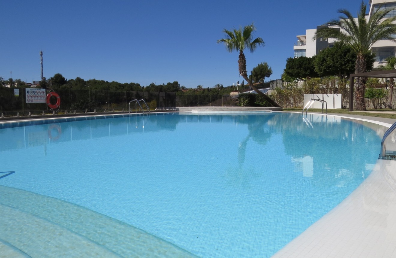 Aus zweiter Hand - Wohnung -
Orihuela Costa - Costa Blanca