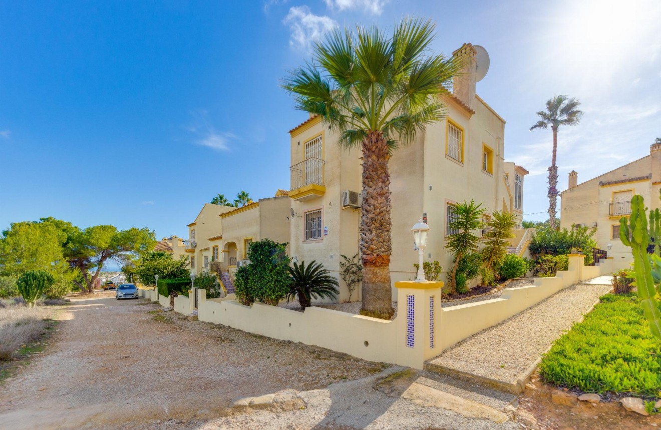 Aus zweiter Hand - Bungalow -
Orihuela Costa - Costa Blanca