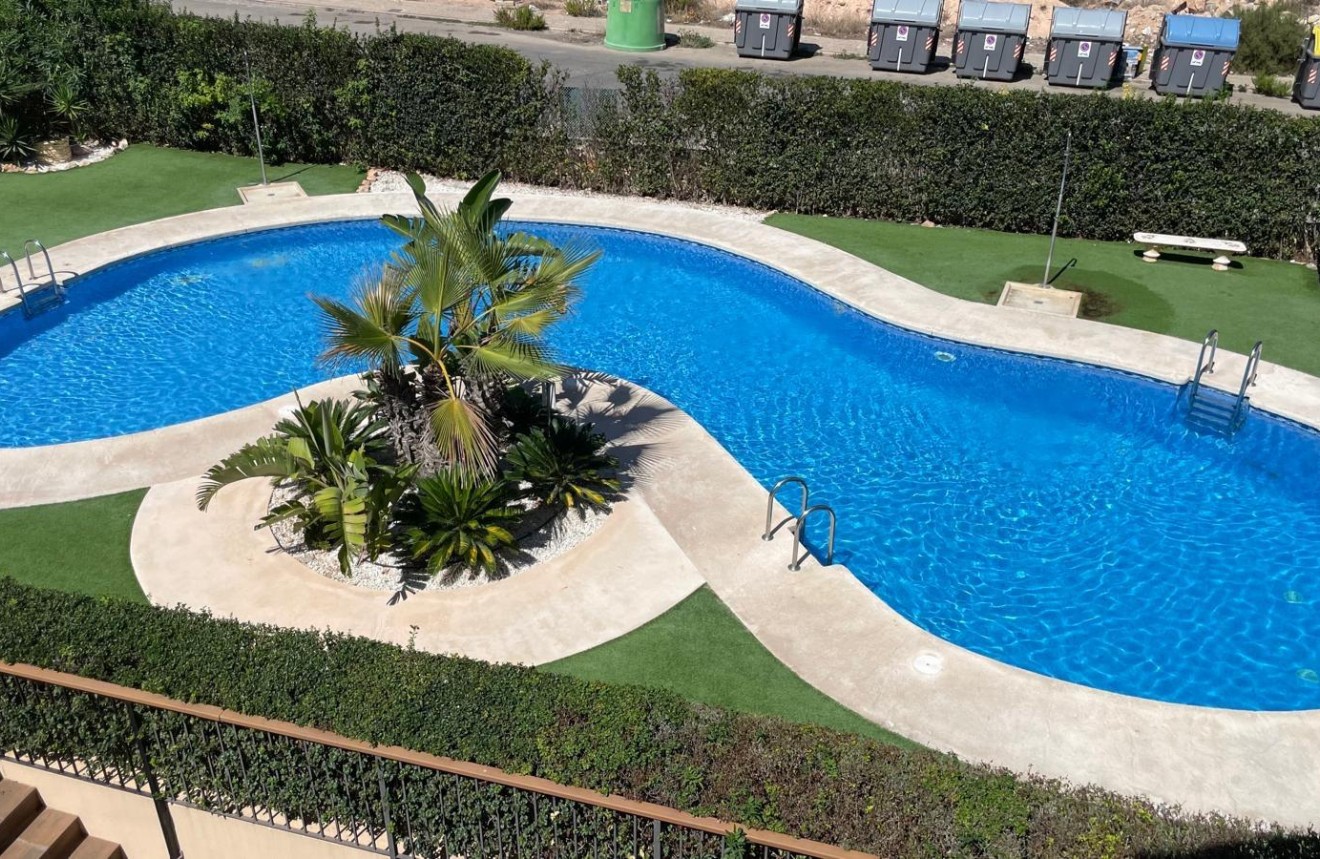 Aus zweiter Hand - Wohnung -
Orihuela Costa - Punta Prima