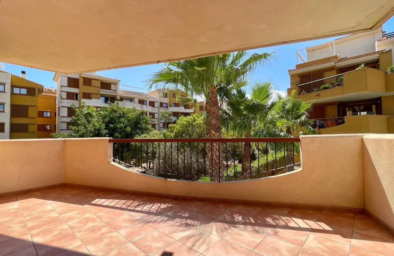 Aus zweiter Hand - Wohnung -
Orihuela Costa - Punta Prima