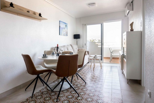 Aus zweiter Hand - Wohnung -
Orihuela Costa - Campoamor