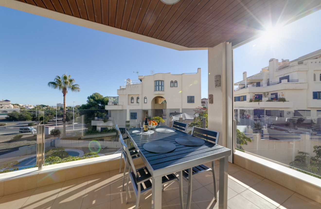 Segunda mano - Apartamento / piso -
Orihuela Costa - Costa Blanca