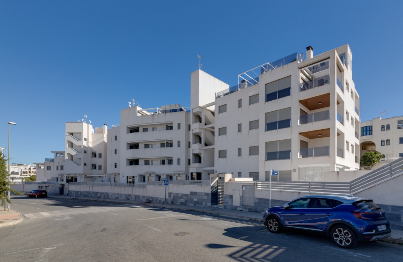 Segunda mano - Apartamento / piso -
Orihuela Costa - Costa Blanca