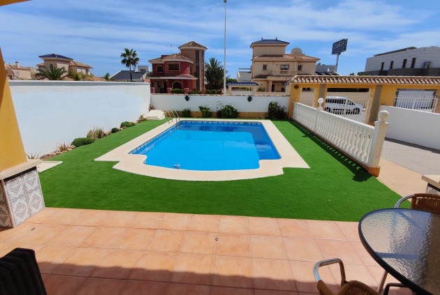 Segunda mano - Chalet -
Orihuela Costa - Costa Blanca