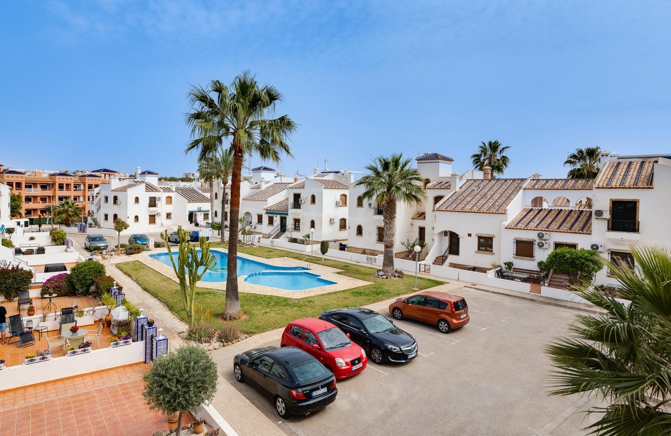 Aus zweiter Hand - Wohnung -
Orihuela Costa - Costa Blanca