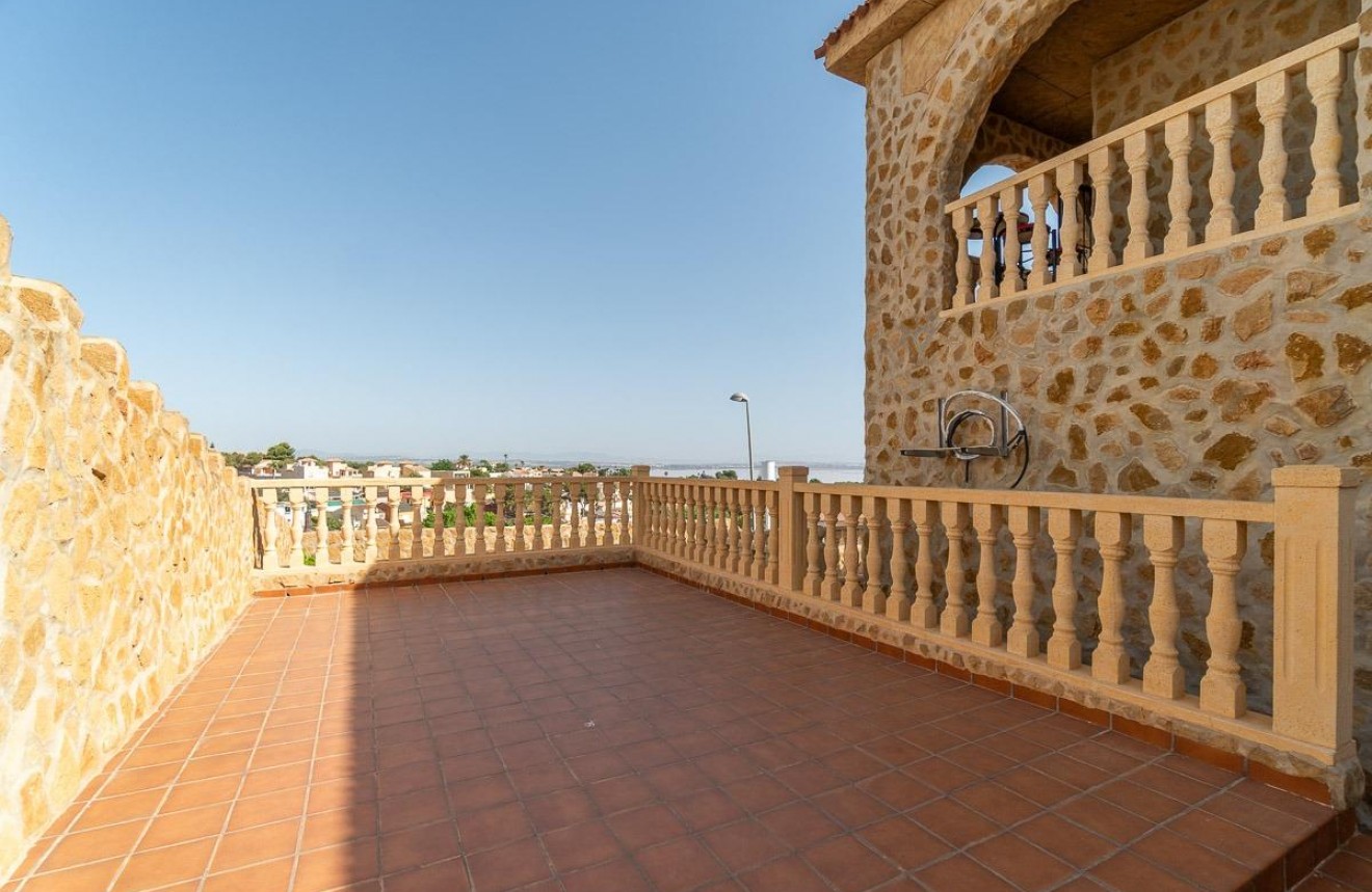 Tweedehands - Chalet -
Orihuela Costa - Los Balcones