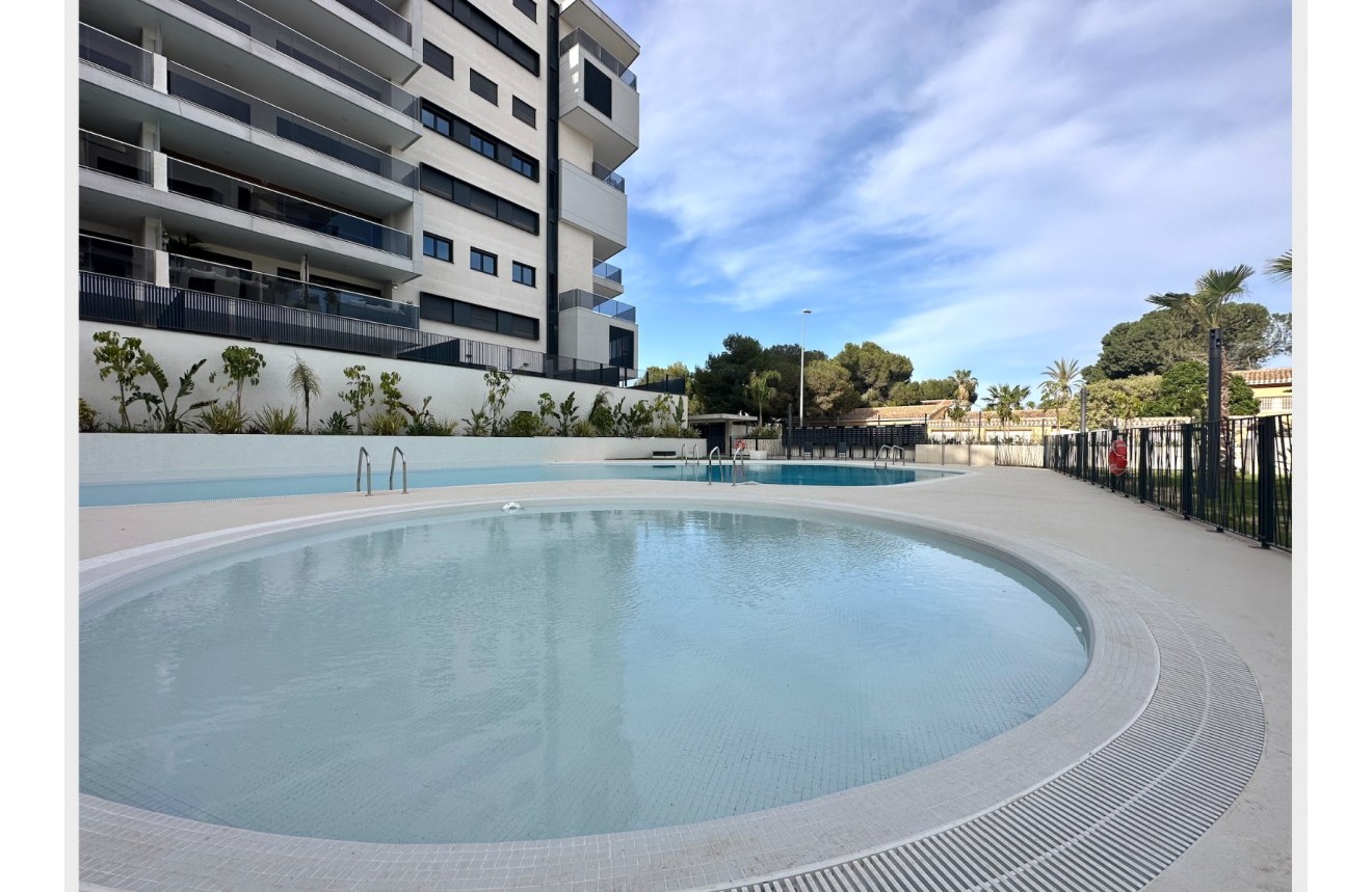 Tweedehands - Appartement / flat -
Orihuela Costa - Costa Blanca