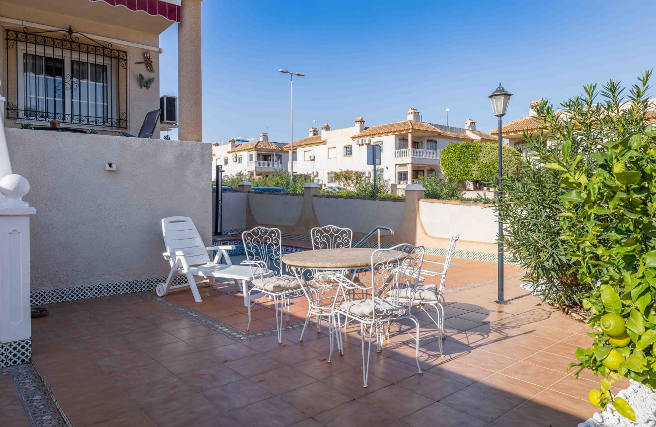 Aus zweiter Hand - Wohnung -
Orihuela Costa - Costa Blanca