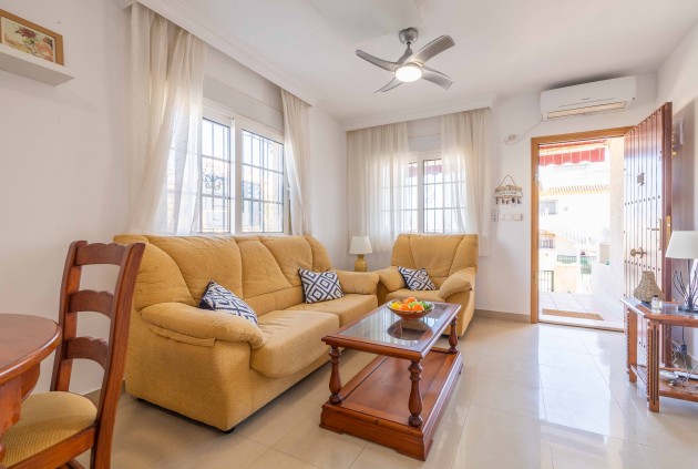 Aus zweiter Hand - Wohnung -
Orihuela Costa - Costa Blanca