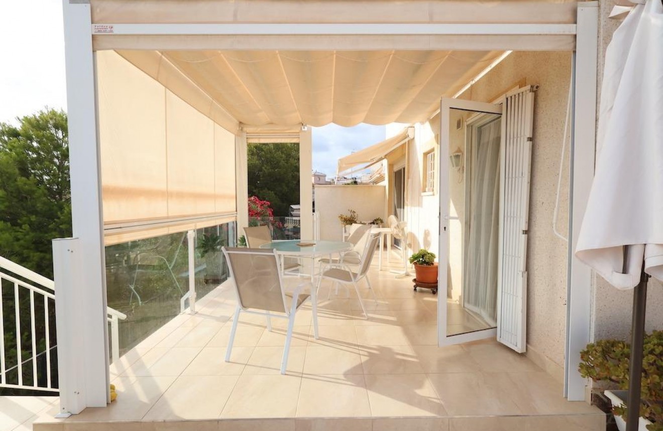 Tweedehands - Chalet -
Orihuela Costa - Costa Blanca