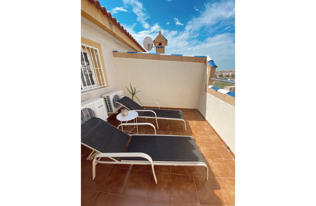 Aus zweiter Hand - Chalet -
Playa Flamenca - Costa Blanca