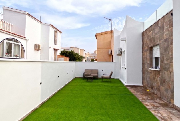 Aus zweiter Hand - Bungalow -
Orihuela Costa - Costa Blanca