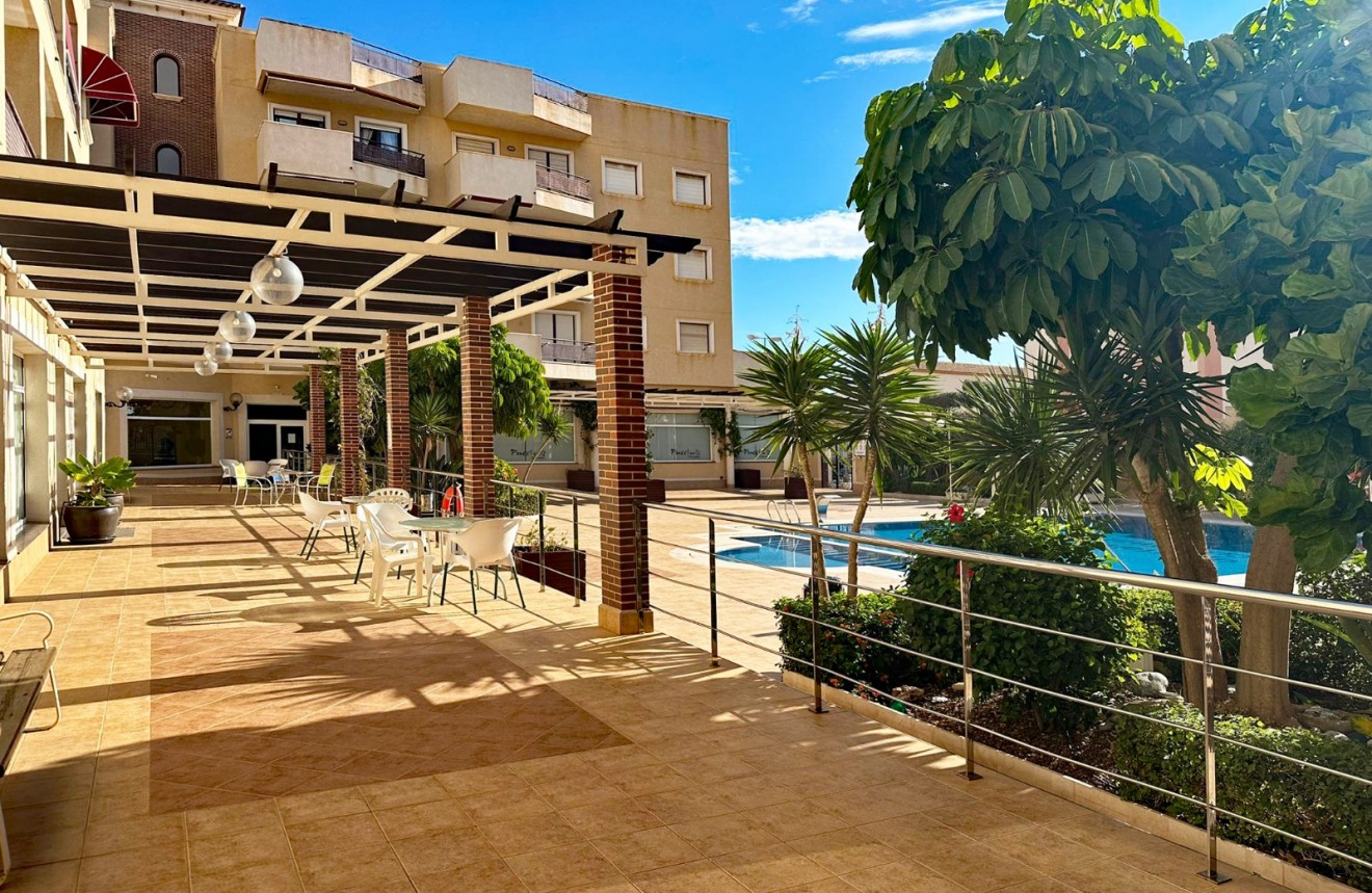 Aus zweiter Hand - Wohnung -
Orihuela Costa - Costa Blanca