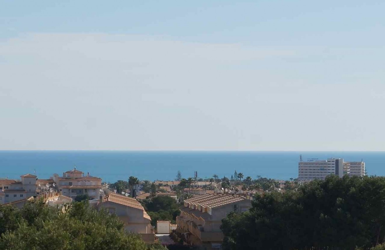 Tweedehands - Penthouse -
Orihuela Costa - Playa Flamenca