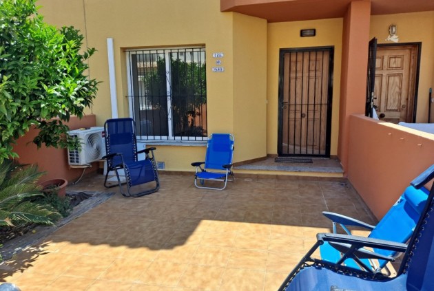 Z drugiej ręki - Bungalow -
Dehesa de Campoamor - Costa Blanca