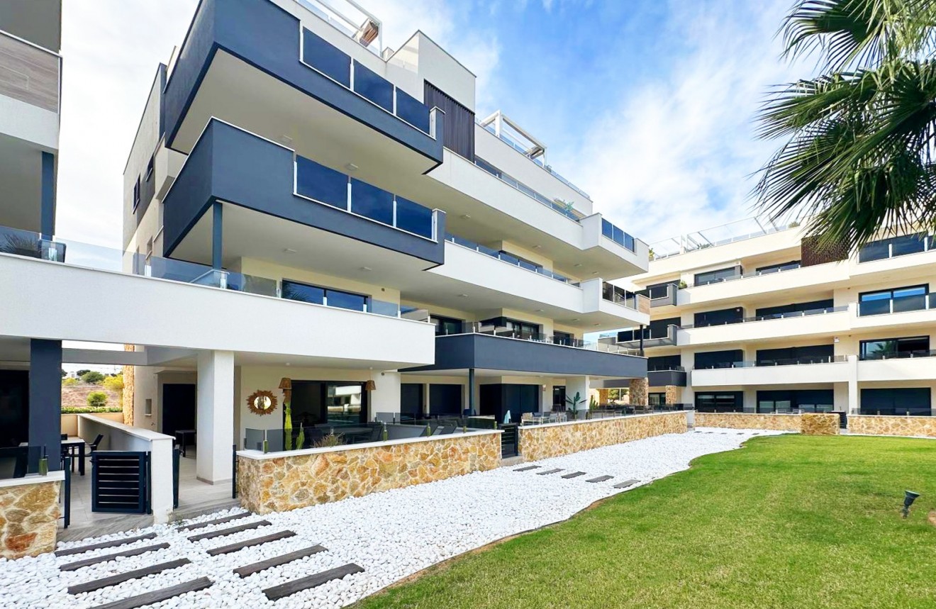 Segunda mano - Apartamento / piso -
Orihuela Costa - Costa Blanca