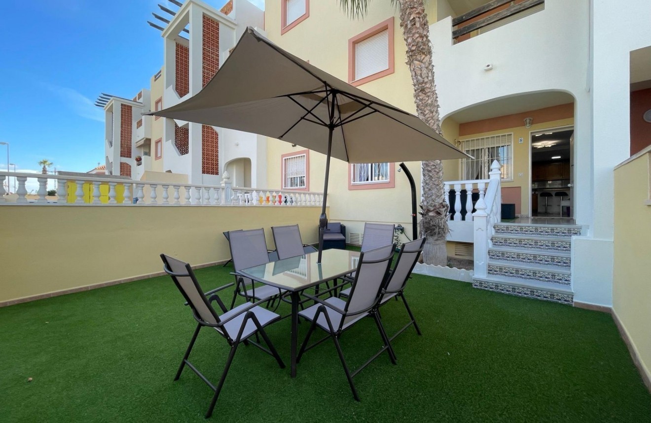 Aus zweiter Hand - Wohnung -
Orihuela Costa - La Zenia