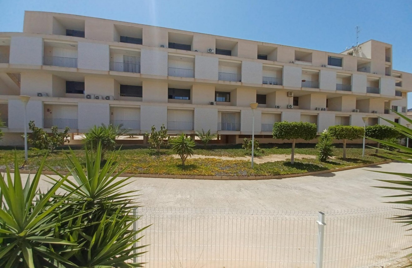 Aus zweiter Hand - Wohnung -
Orihuela Costa - Los Dolses