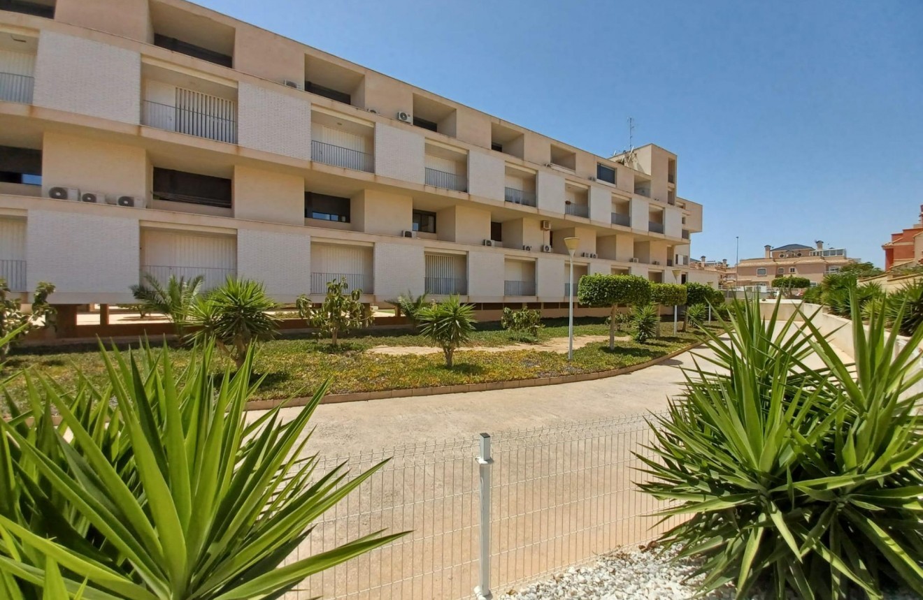 Aus zweiter Hand - Wohnung -
Orihuela Costa - Los Dolses