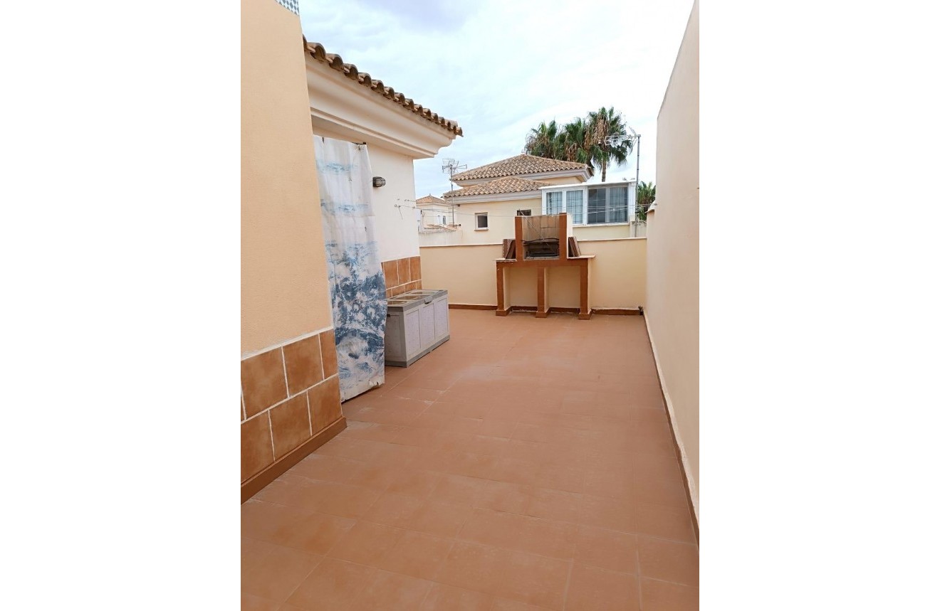 Tweedehands - Chalet -
Orihuela Costa - La Zenia