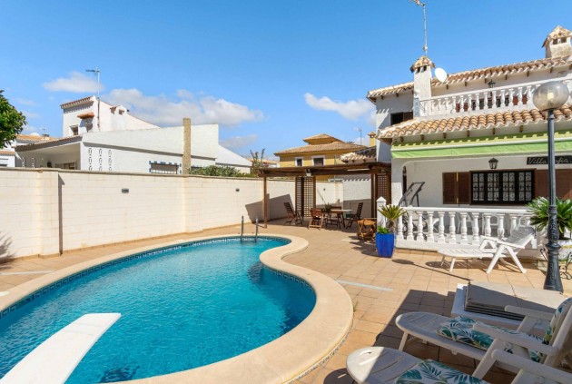 D'occasion - Chalet -
Orihuela Costa - La Zenia