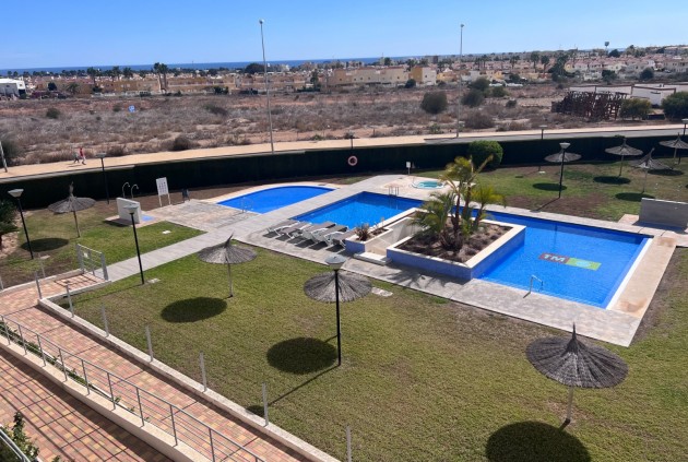 D'occasion - Appartement -
Lomas De Campoamor - Inland