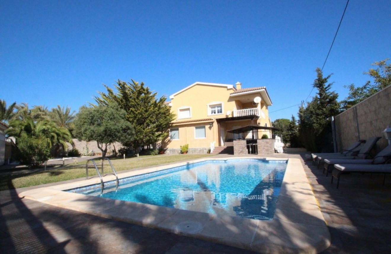 Segunda mano - Chalet -
Orihuela Costa - Costa Blanca