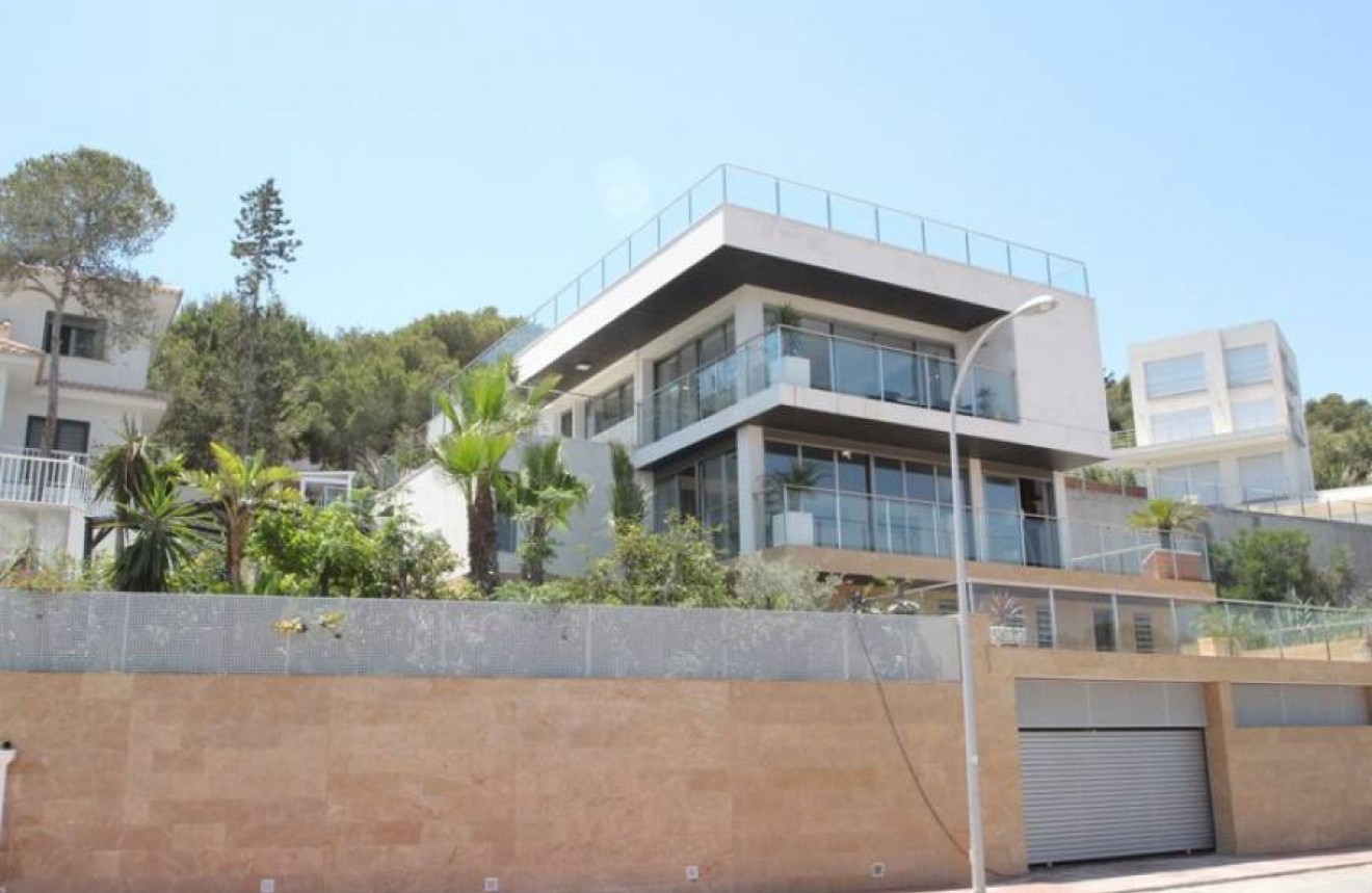 Resale - Chalet -
Orihuela Costa - Costa Blanca