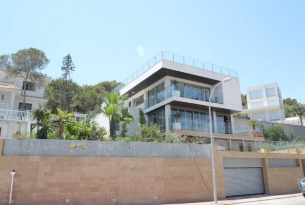 Resale - Chalet -
Orihuela Costa - Costa Blanca