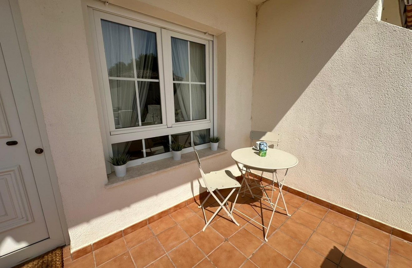 Aus zweiter Hand - Bungalow -
Orihuela Costa - Costa Blanca