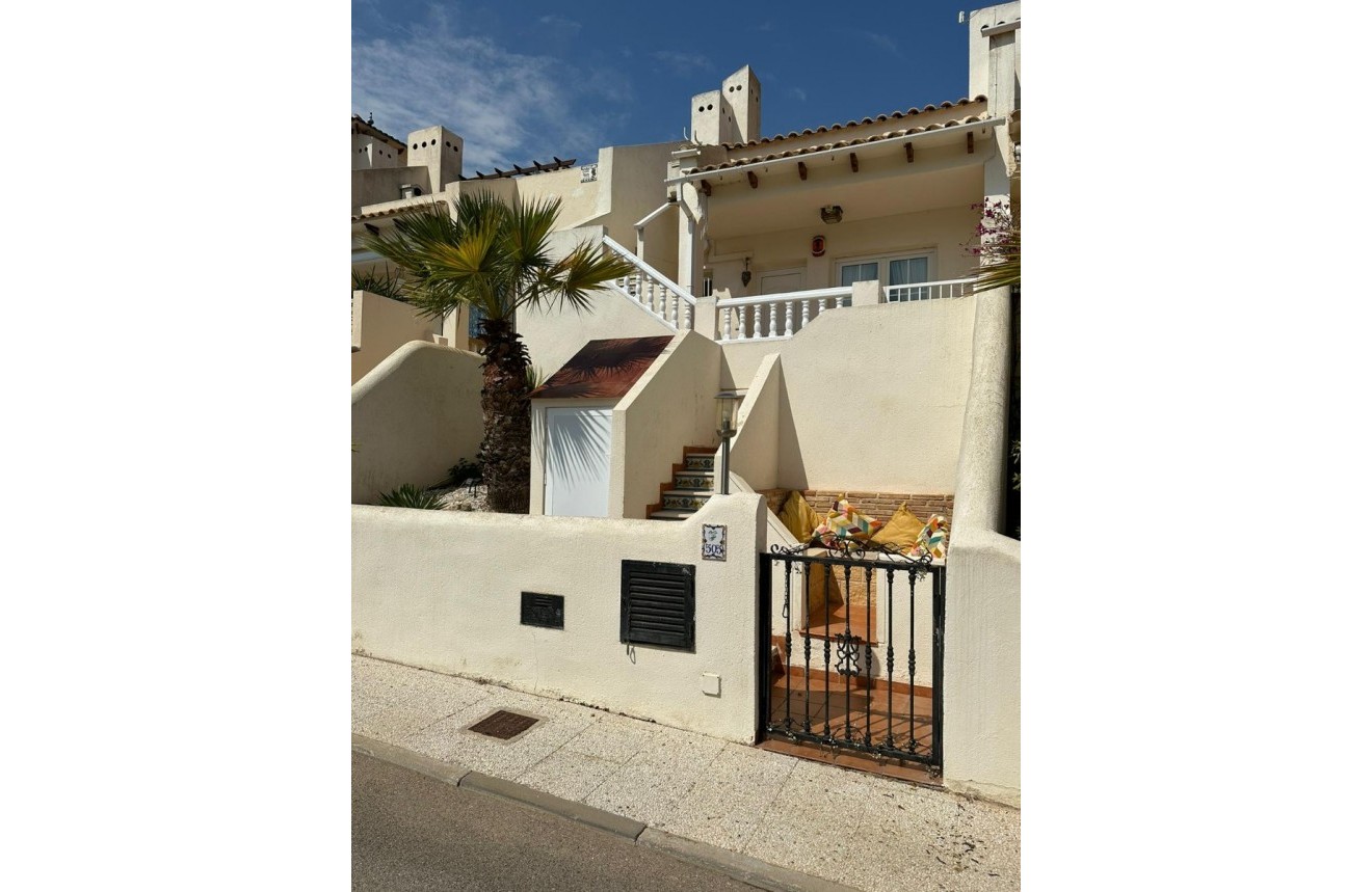 Aus zweiter Hand - Bungalow -
Orihuela Costa - Costa Blanca