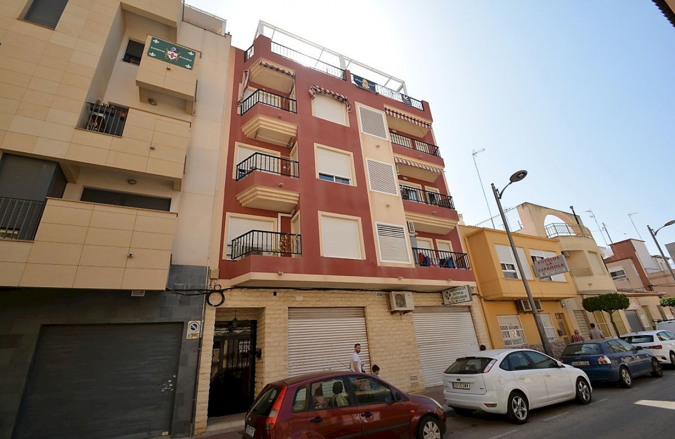 Tweedehands - Appartement / flat -
Guardamar del Segura - Costa Blanca