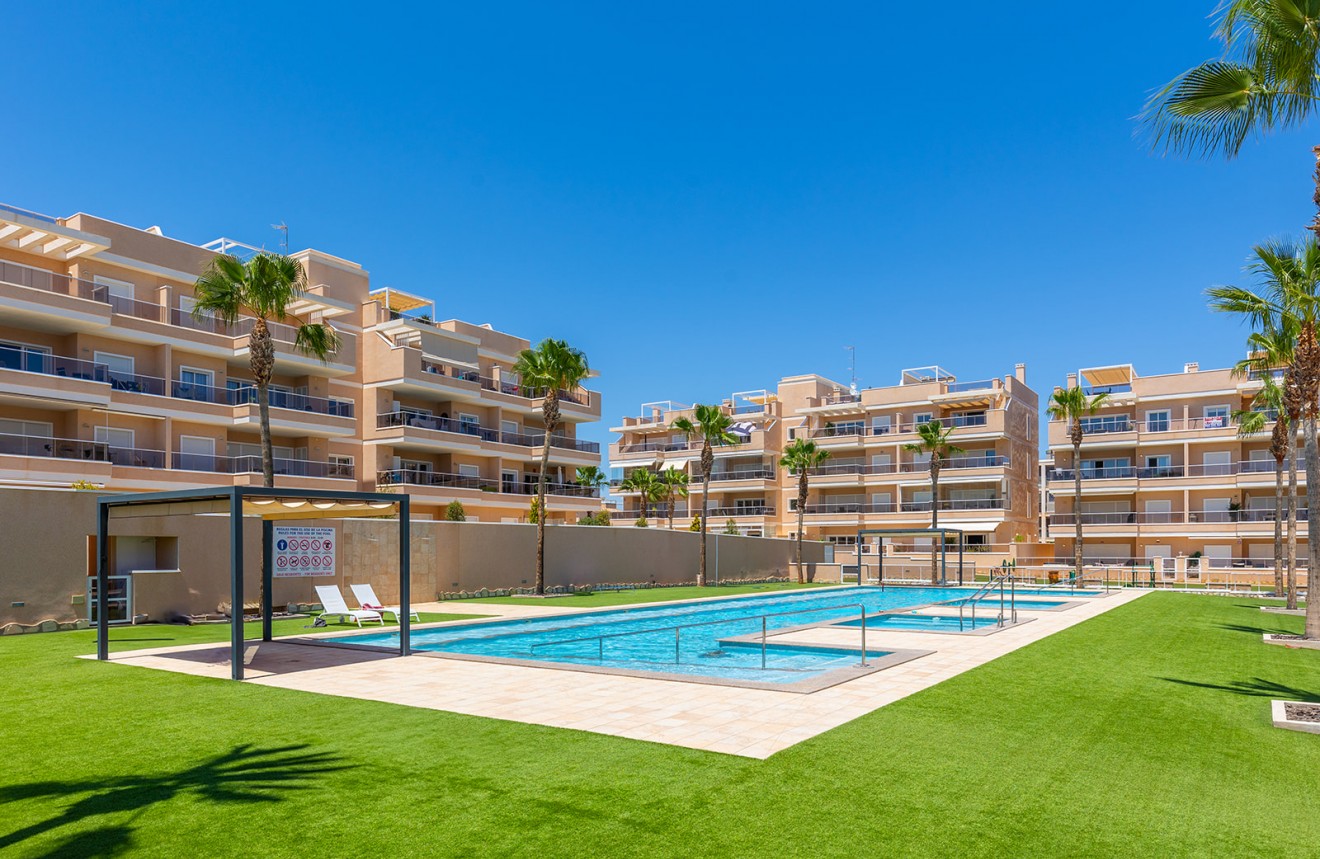 Aus zweiter Hand - Wohnung -
Orihuela Costa - Costa Blanca