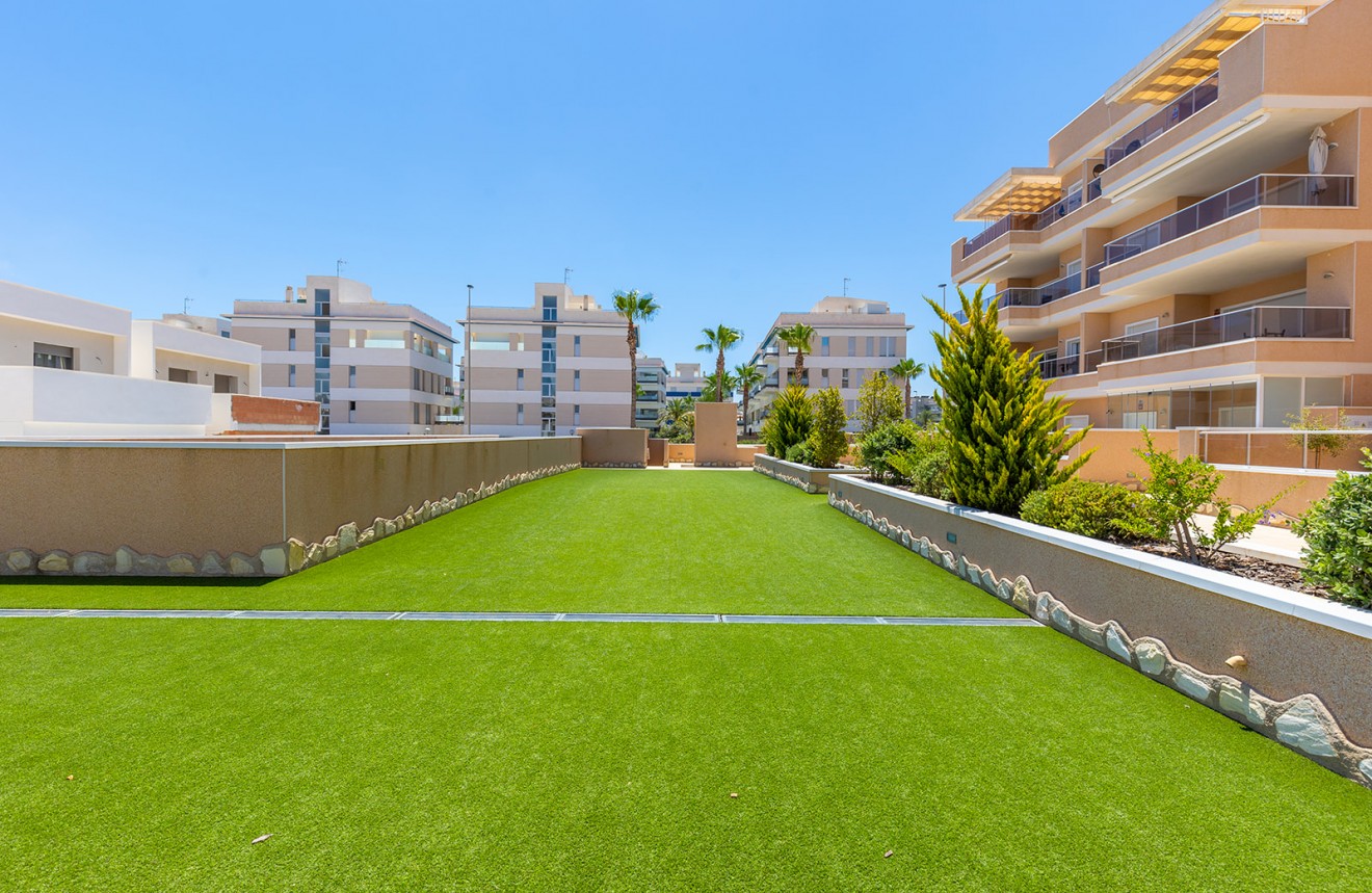 Aus zweiter Hand - Wohnung -
Orihuela Costa - Costa Blanca