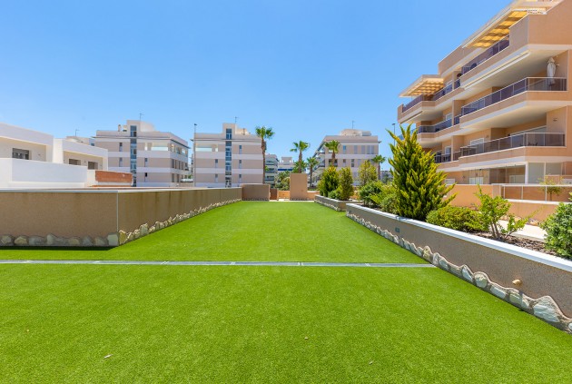 Aus zweiter Hand - Wohnung -
Orihuela Costa - Costa Blanca