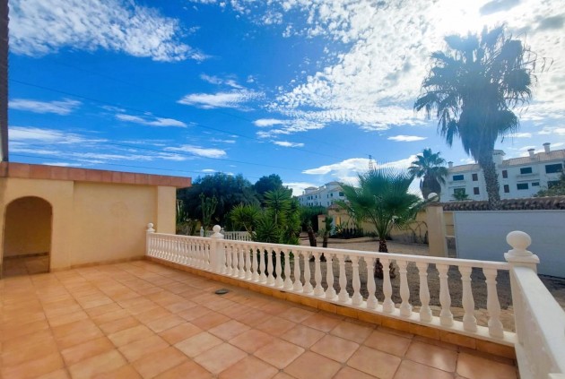 Tweedehands - Chalet -
Orihuela Costa - Costa Blanca